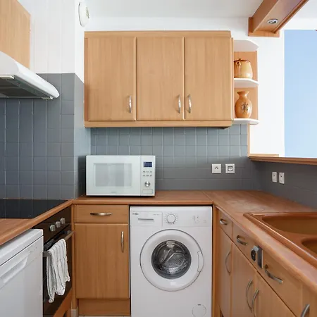 Confortable Et Lumineux, Ideal Pour Vos Deplacements *