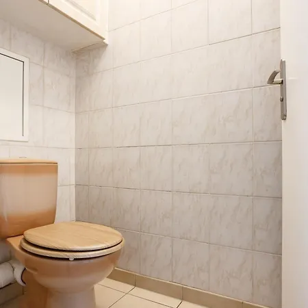 Confortable Et Lumineux, Ideal Pour Vos Deplacements